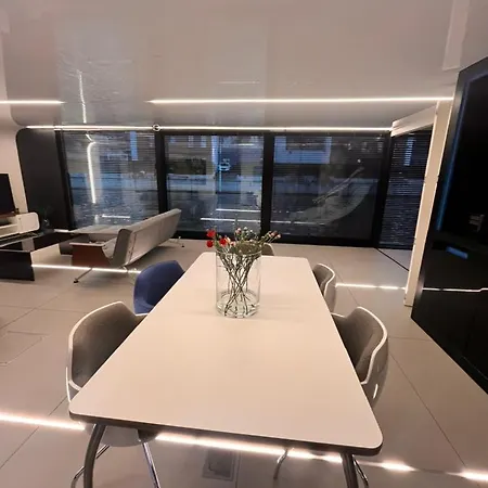 Dom Na Wodzie - Flohotel * Gdańsk